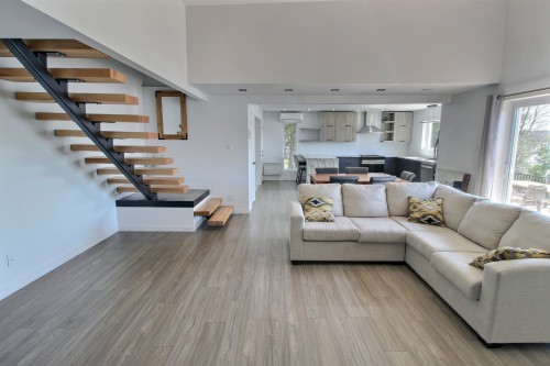 Salon - 4218 Ch. Beauchastel, Rouyn-Noranda, QC - Indoor Photo Showing Living Room