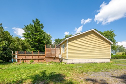 Face arrière - 1186 2E Rue, Saint-Blaise-Sur-Richelieu, QC - Outdoor