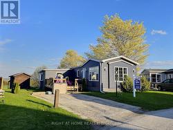 37 SUNRISE CIRCLE Bradford West Gwillimbury, ON L3Z 3W9