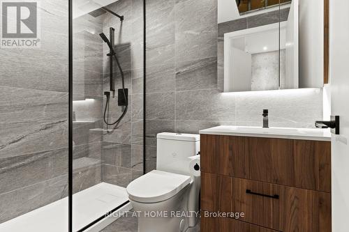 25 - 12 Dervock Crescent, Toronto, ON - Indoor Photo Showing Bathroom