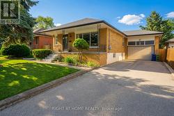37 GARSIDE CRESCENT Toronto, ON M6M 2Z5