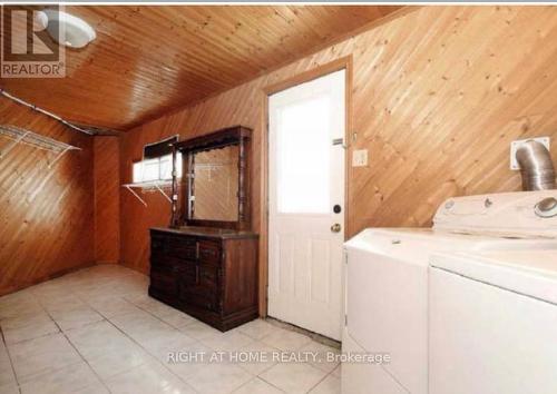 21025 Lake Ridge Road, Brock, ON - Indoor Photo Showing Laundry Room