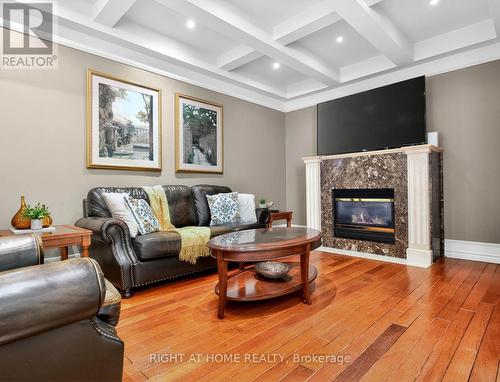 5956 Rayshaw Crescent, Mississauga, ON - Indoor Photo Showing Living Room With Fireplace