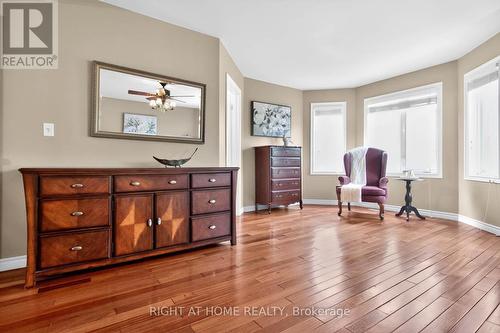 5956 Rayshaw Crescent, Mississauga, ON - Indoor