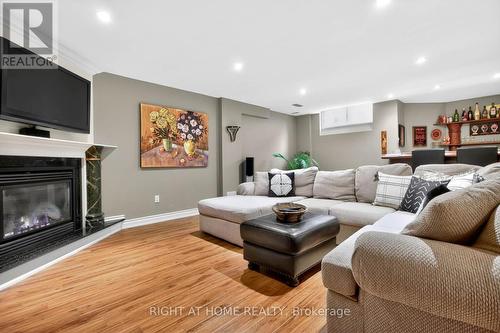 5956 Rayshaw Crescent, Mississauga, ON - Indoor Photo Showing Living Room With Fireplace