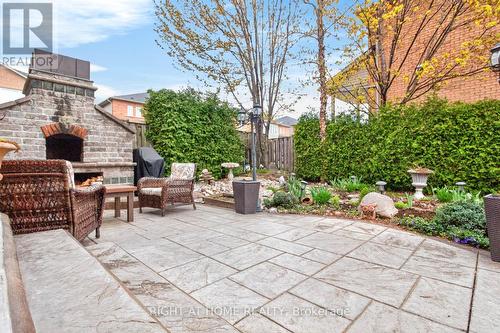 5956 Rayshaw Crescent, Mississauga, ON - Outdoor