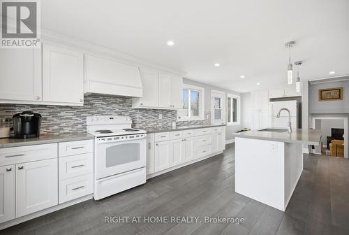 5885 7Th Line, New Tecumseth, ON - Indoor Photo Showing Kitchen With Upgraded Kitchen