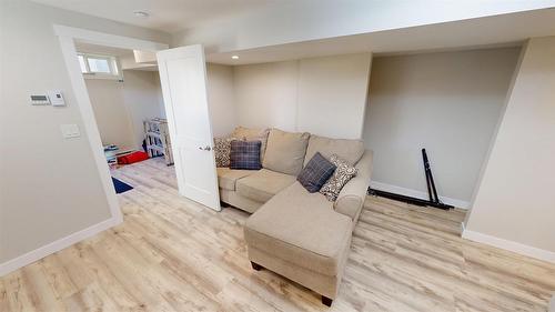 904 9Th Street, Cranbrook, BC - Indoor