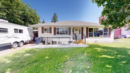 904 9Th Street, Cranbrook, BC - Outdoor With Deck Patio Veranda