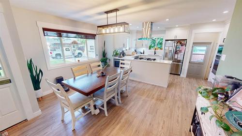 904 9Th Street, Cranbrook, BC - Indoor Photo Showing Dining Room