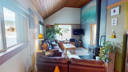 390 Leadenhall Street, Kimberley, BC - Indoor