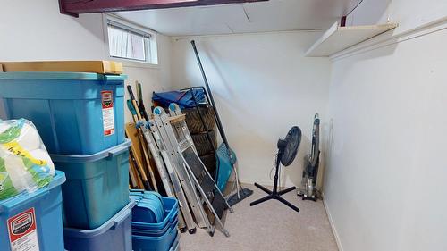390 Leadenhall Street, Kimberley, BC - Indoor