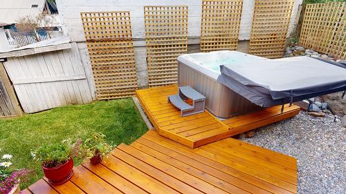 390 Leadenhall Street, Kimberley, BC - Outdoor With Deck Patio Veranda With Exterior