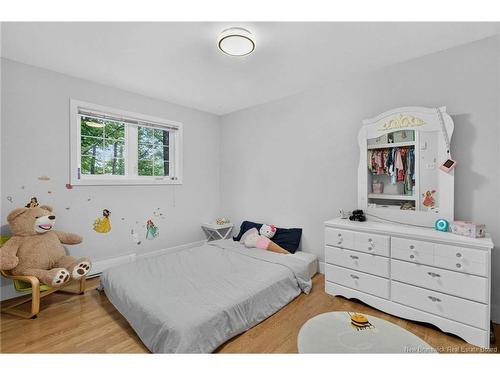 69 Thomas St, Dieppe, NB 