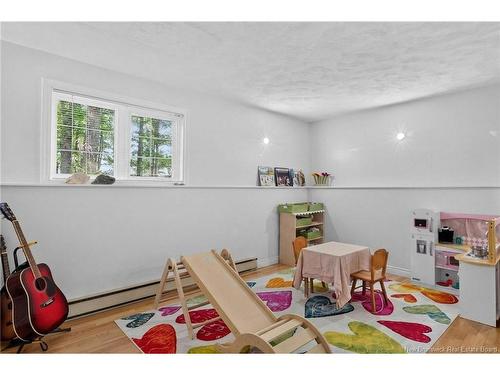 69 Thomas St, Dieppe, NB 