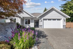 2266 Idiens Way Courtenay, BC V9N 3Z4