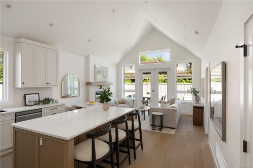 10013 Chicory Pl, Sidney, BC - Indoor Photo Showing Kitchen With Upgraded Kitchen