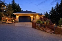 2305 Mate Pl Nanoose Bay, BC V9P 9G2