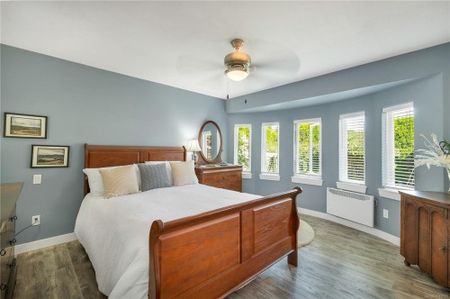 242 Dahl Rd, Campbell River, BC 