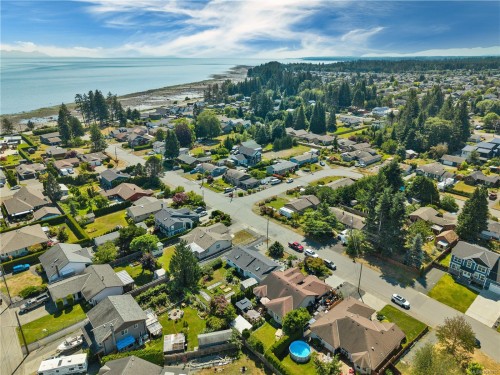 242 Dahl Rd, Campbell River, BC 