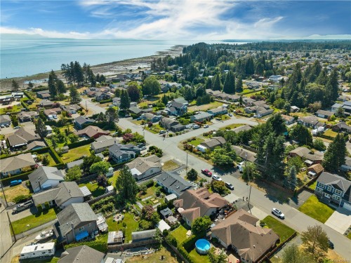 242 Dahl Rd, Campbell River, BC 