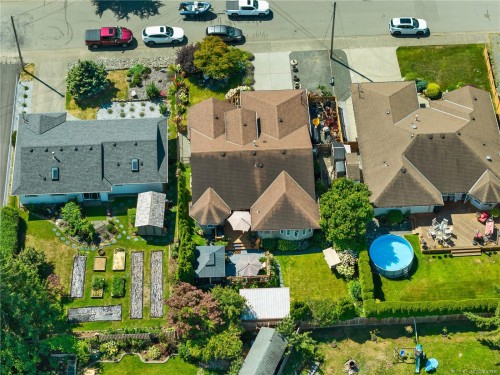 242 Dahl Rd, Campbell River, BC 