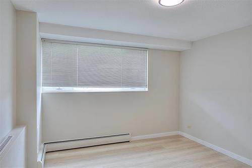 601-1305 Grant Ave, Winnipeg, MB - Indoor Photo Showing Other Room