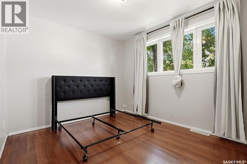 870 Royal Street, Regina, SK - Indoor