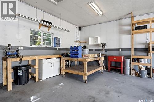 870 Royal Street, Regina, SK - Indoor Photo Showing Garage