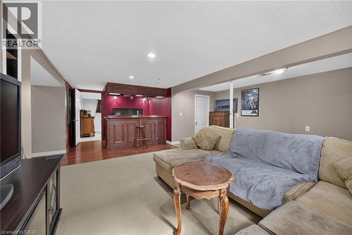 251 Mackenzie Crescent, Caledonia, ON - Indoor Photo Showing Other Room