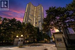 2507 - 3650 KANEFF CRESCENT Mississauga, ON L5A 4A1