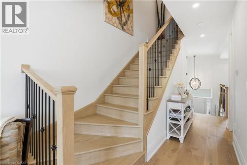24 Willow Bank Common, St. Catharines, ON - Indoor Photo Showing Other Room