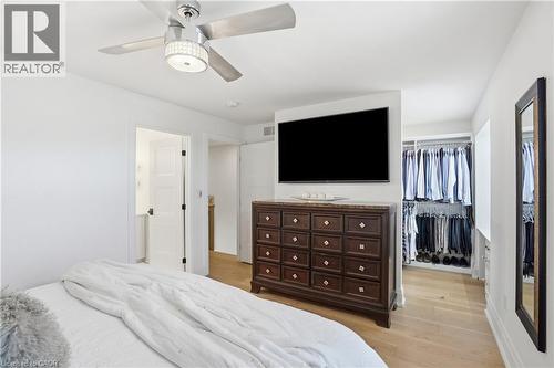 24 Willow Bank Common, St. Catharines, ON - Indoor Photo Showing Bedroom