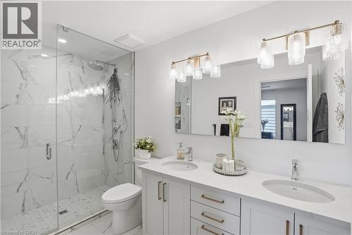 24 Willow Bank Common, St. Catharines, ON - Indoor Photo Showing Bathroom