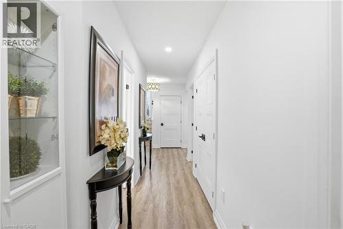 24 Willow Bank Common, St. Catharines, ON - Indoor Photo Showing Other Room