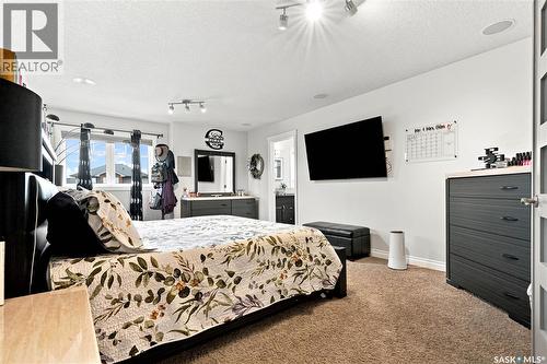 335 Dawson Crescent, Saskatoon, SK - Indoor Photo Showing Bedroom