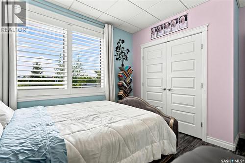 335 Dawson Crescent, Saskatoon, SK - Indoor Photo Showing Bedroom