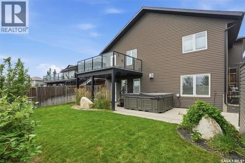 335 Dawson Crescent, Saskatoon, SK - Outdoor With Deck Patio Veranda