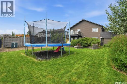 335 Dawson Crescent, Saskatoon, SK - Outdoor With Backyard