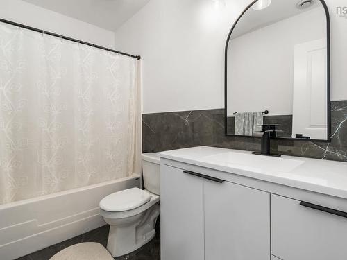 51 Capstone Crescent, Bedford, NS - Indoor Photo Showing Bathroom