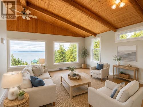 231 Bacon Cove Road, Conception Harbour, NL - Indoor Photo Showing Living Room