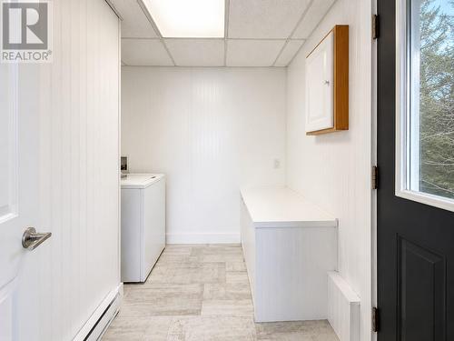 231 Bacon Cove Road, Conception Harbour, NL - Indoor Photo Showing Laundry Room