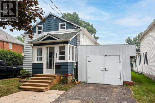 1693 8TH AVENUE E  Owen Sound, ON N4K 3B8