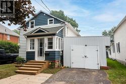 1693 8TH AVENUE E Owen Sound, ON N4K 3B8