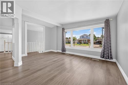 96 Fielding Crescent, Hamilton, ON - Indoor Photo Showing Other Room