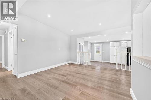 96 Fielding Crescent, Hamilton, ON - Indoor Photo Showing Other Room