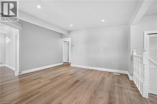 96 Fielding Crescent, Hamilton, ON - Indoor Photo Showing Other Room