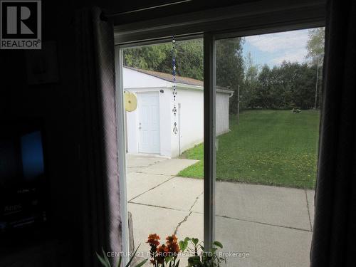 31 River Drive, Essa, ON - Indoor Photo Showing Other Room