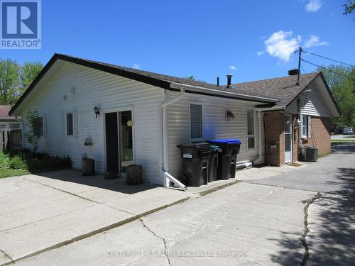 31 River Drive, Essa, ON - Outdoor With Exterior