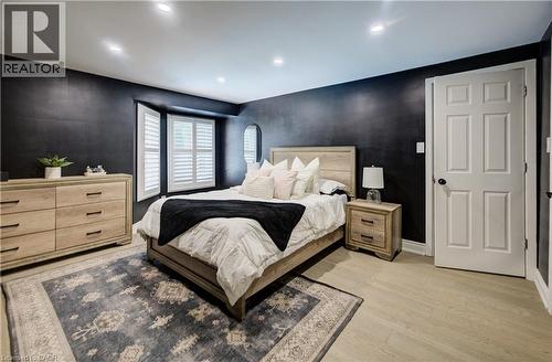2035 Old Mill Road, Kitchener, ON - Indoor Photo Showing Bedroom